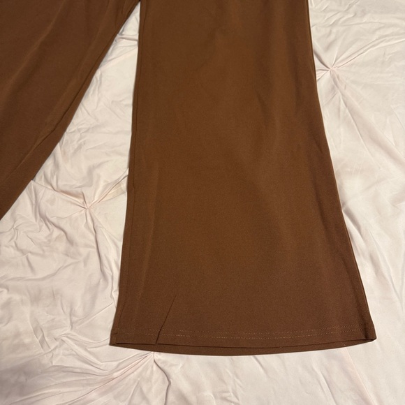 Fashion Nova Wide Leg Brown Trousers - Picture 3 of 6